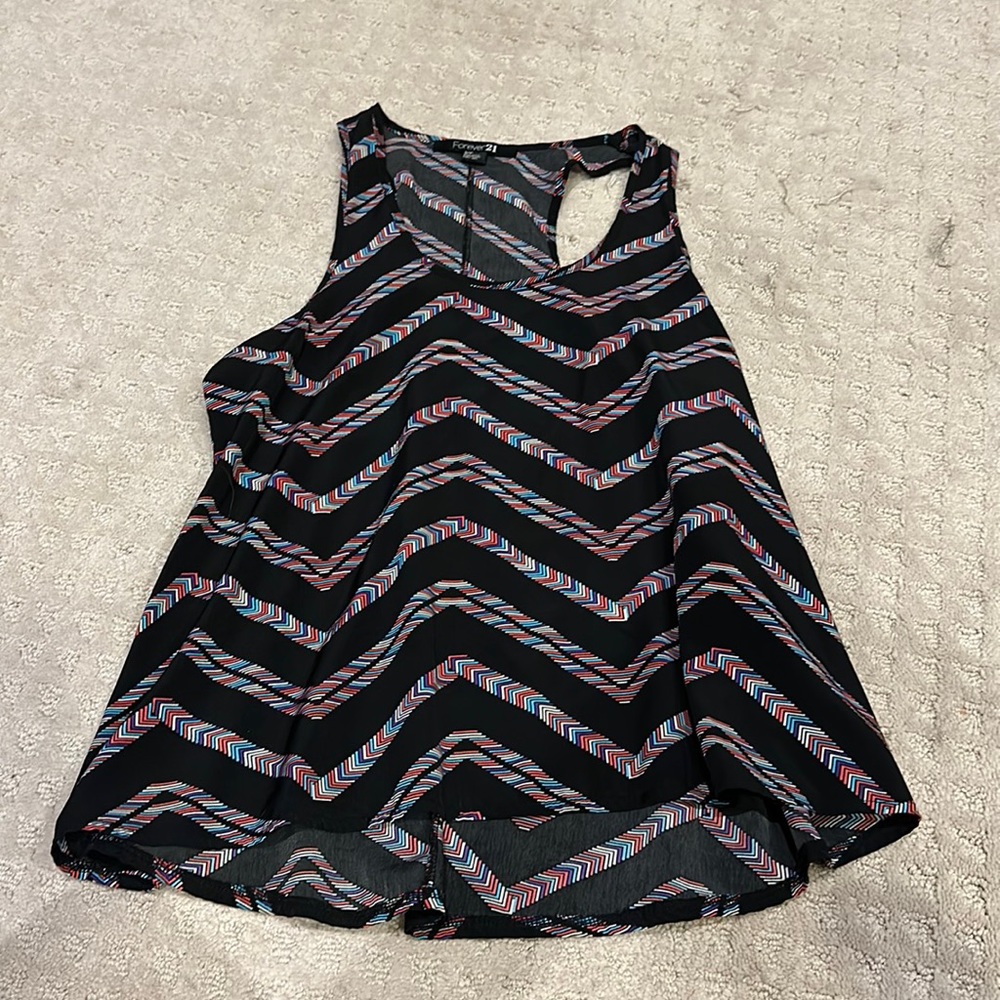 Flowy Tank